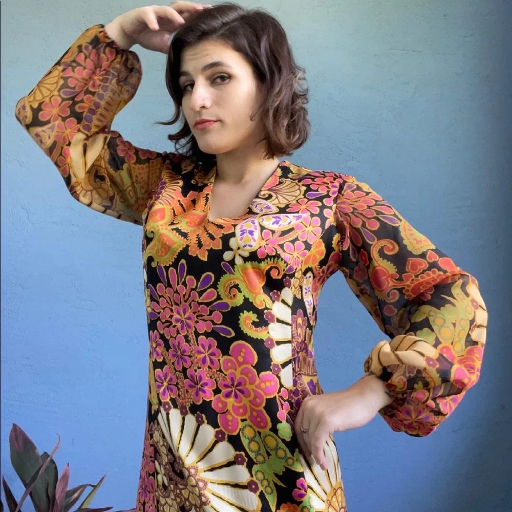 70s Retro Psychedelic Print Floral Maxi Dress - Picture 4 of 8